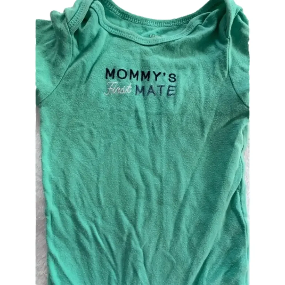 Carter’s Mommy’s First Mate 2 Piece Set and Gerber Onesie Size